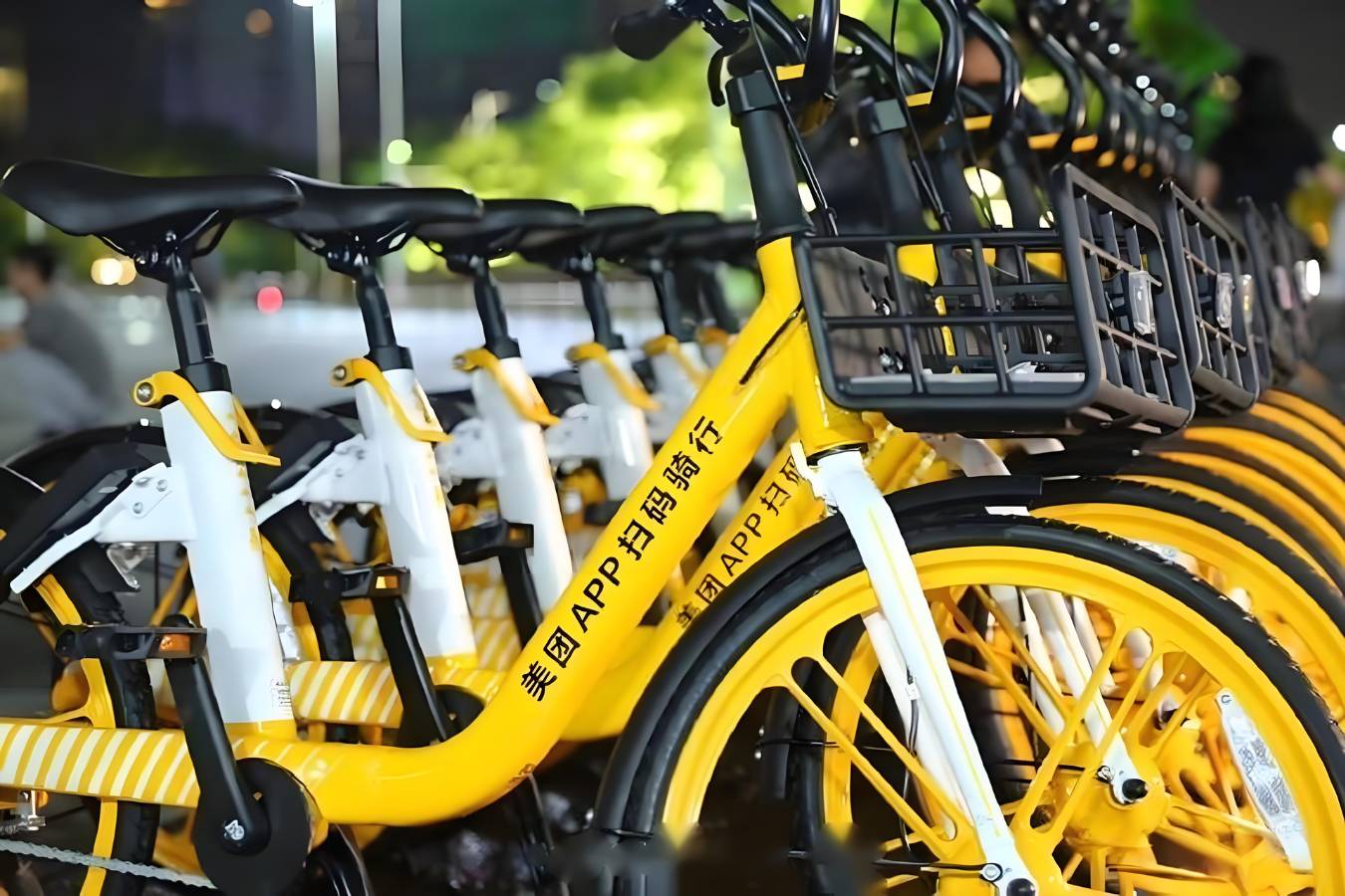 Shared bicycle scanning code riding strategy